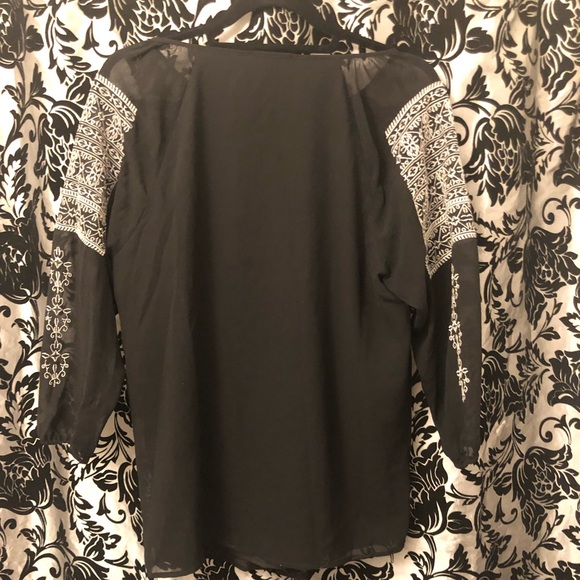 Calvin Klein Embroidered Black Tunic Size Small - Picture 2 of 4